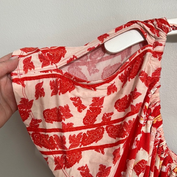 Free People Floral Tie-Back with Cold Shoulder Top - Picture 4 of 7